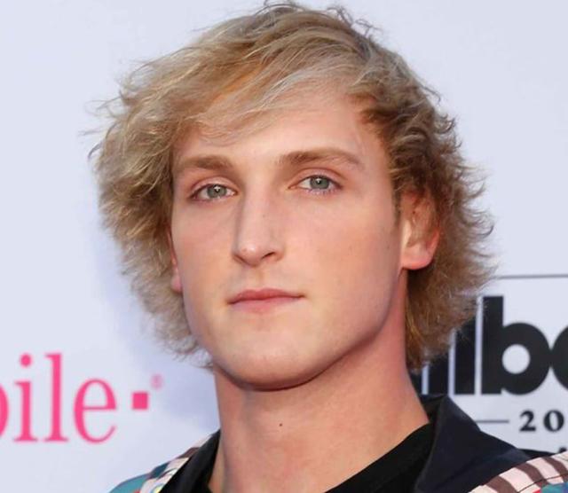 The hairline of Logan Paul